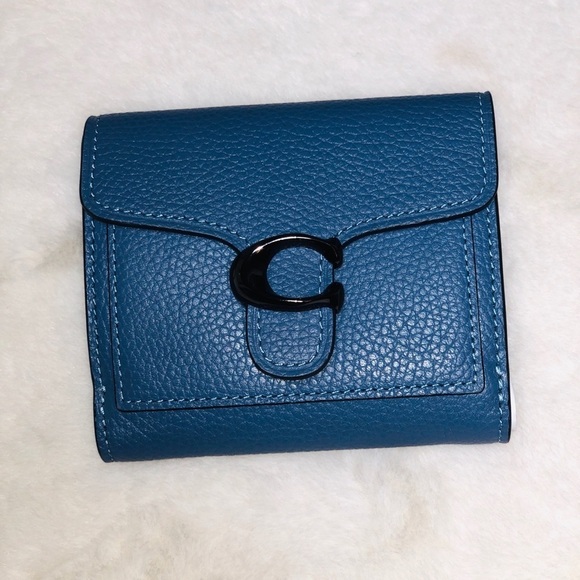 Coach Ladies Small Leather Tabby Wallet - Picture 1 of 10